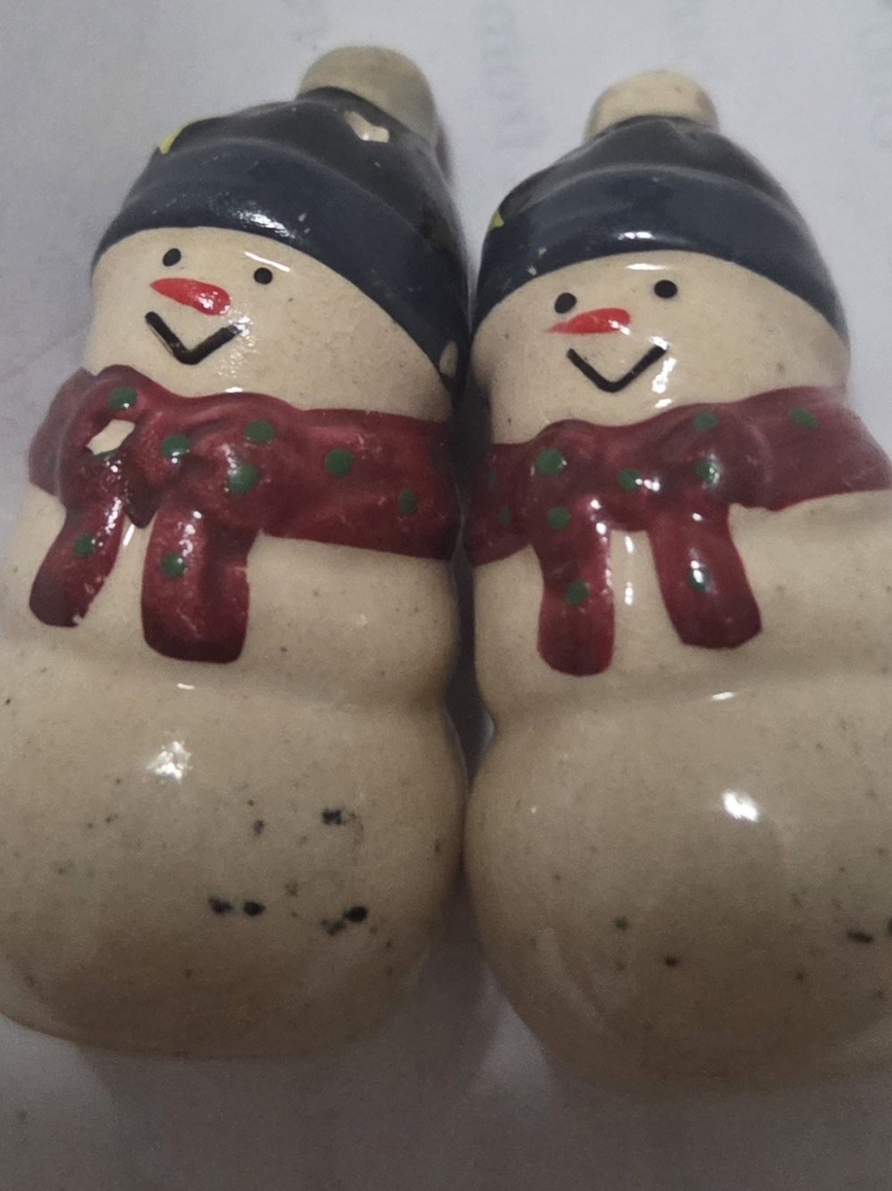 vintage Johanna Parker ceramic mini  snowman salt and pepper shaker set 2 inch